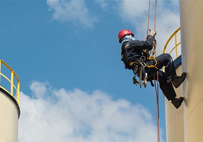 Rope access specialist proces en petrochemie