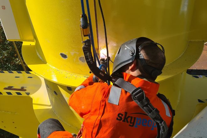 sky-people-homepage-1